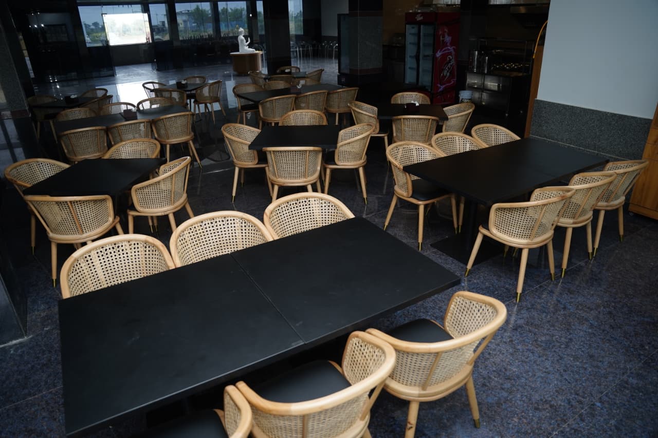 Hotel Restaurant